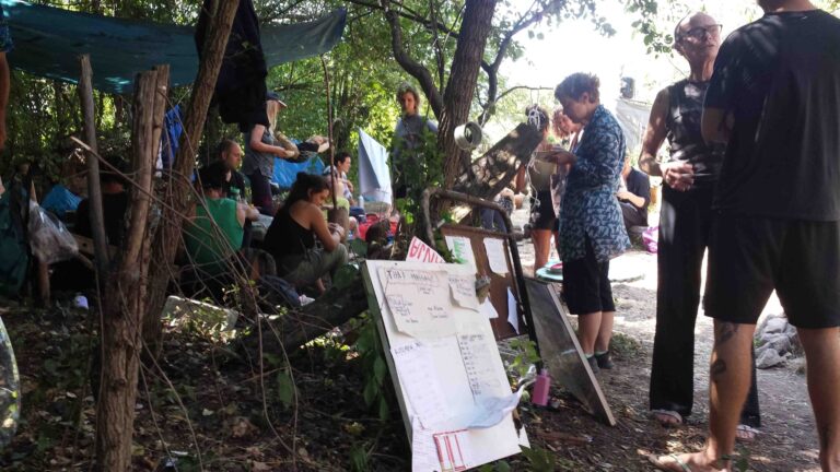Philemon Mukarno Performance Art Queer Shadow (2019)'30 Sesalac Butoh Retreat, Serbia.