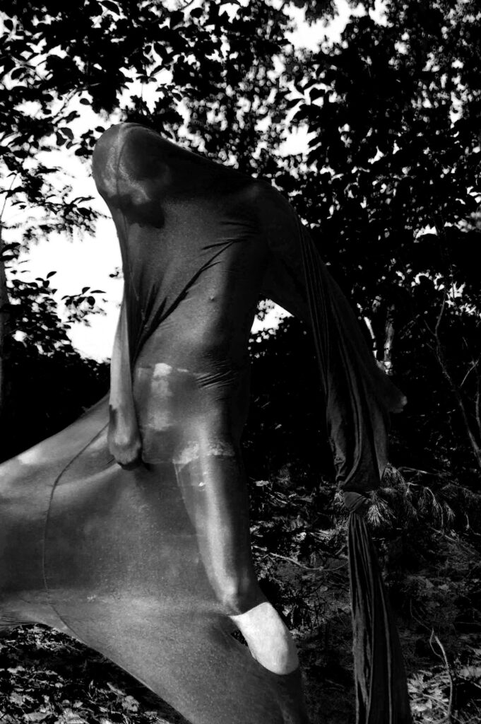 Naked butoh dance performance by Philemon Mukarno