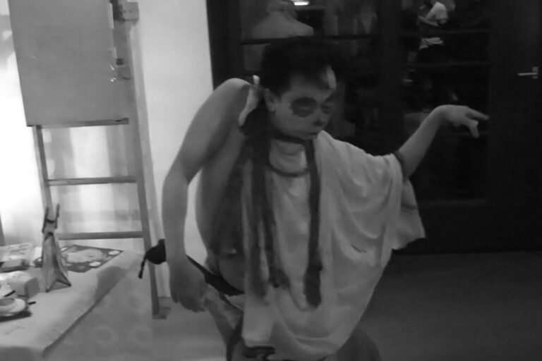 Philemon Mukarno Performance Art Muertos(2013)’30 Het Gemaal op Zuid, Rotterdam, Netherlands.