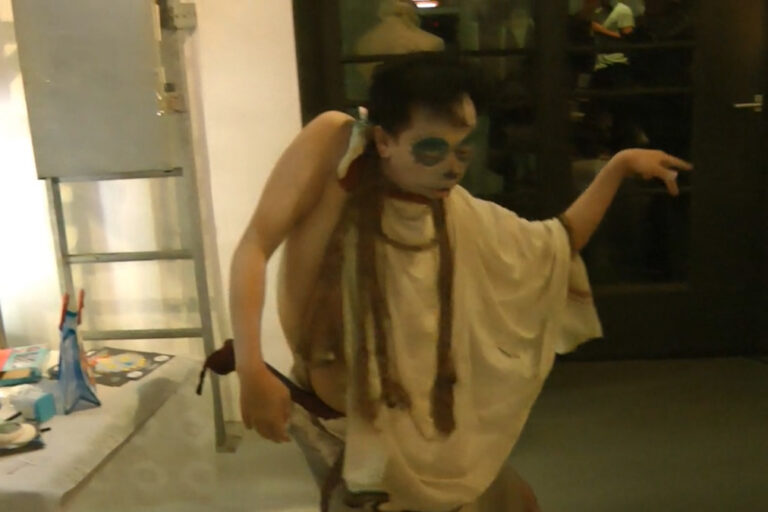 Philemon Mukarno Performance Art Muertos(2013)’30 Het Gemaal op Zuid, Rotterdam, Netherlands.
