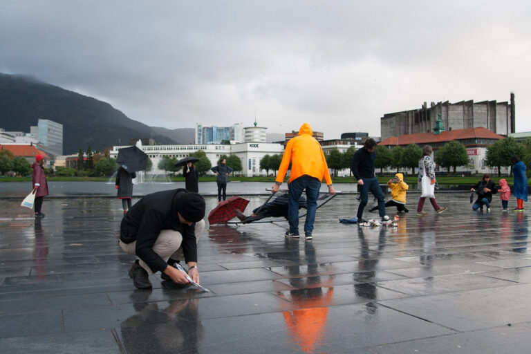 Philemon Mukarno Performance Art Open session Bergen(2017)1h at PAB Open Festival 2017, Bergen, Norway.
