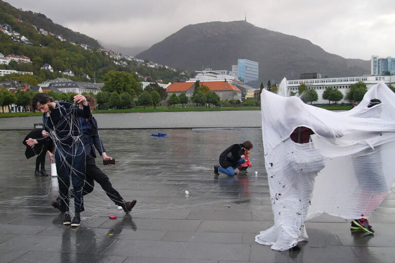 Philemon Mukarno Performance Art Open session Bergen(2017)1h at PAB Open Festival 2017, Bergen, Norway.