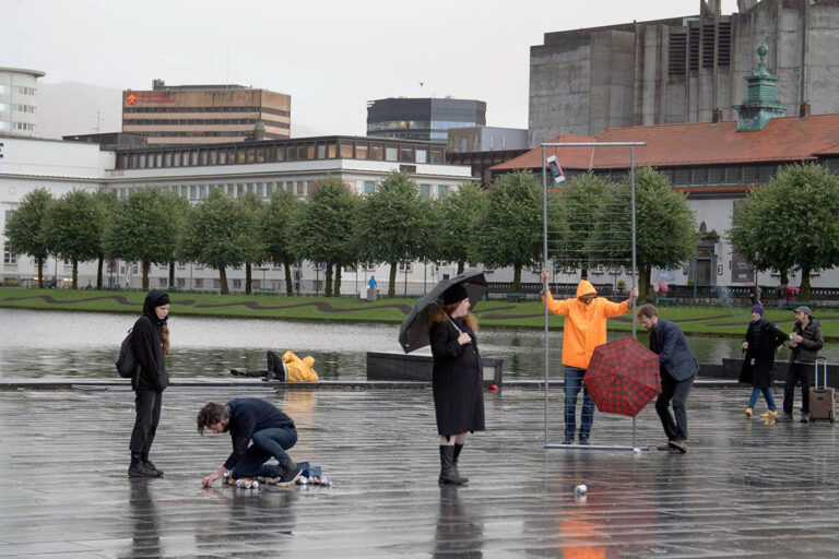 Philemon Mukarno Performance Art Open session Bergen(2017)1h at PAB Open Festival 2017, Bergen, Norway.