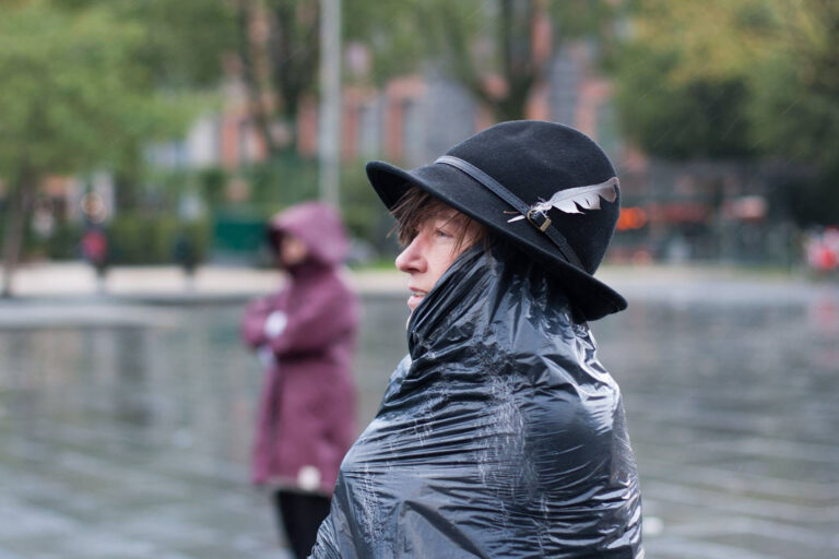 Philemon Mukarno Performance Art Open session Bergen(2017)1h at PAB Open Festival 2017, Bergen, Norway.