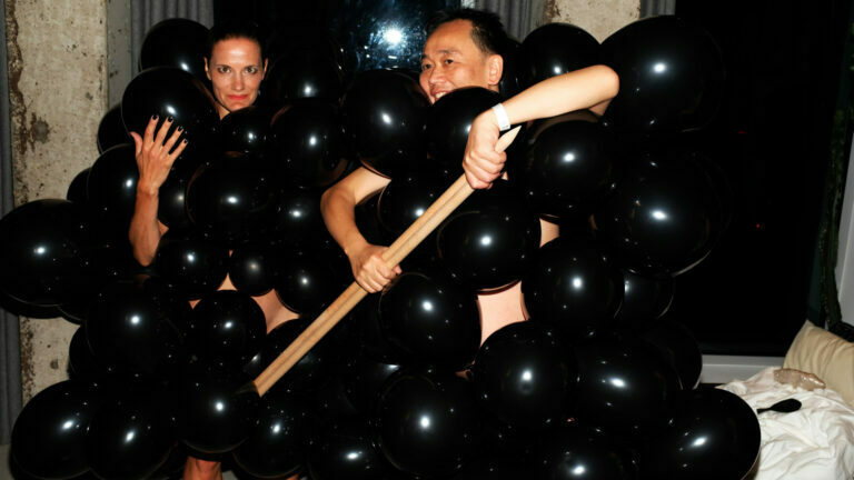 Philemon Mukarno Performance Art Take my breath (2020) ’15 NoArt Festival A’DAM Tower, Amsterdam