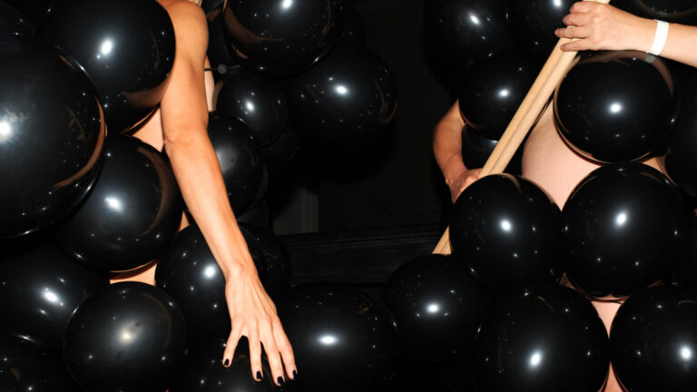 Philemon Mukarno Performance Art Take my breath (2020) ’15 NoArt Festival A’DAM Tower, Amsterdam