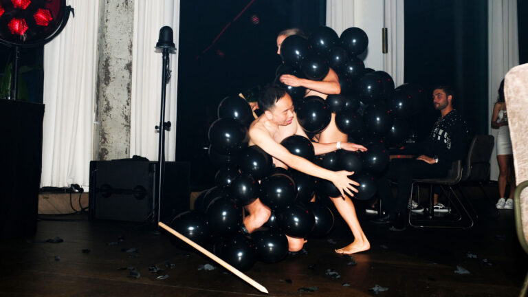 Philemon Mukarno Performance Art Take my breath (2020) ’15 NoArt Festival A’DAM Tower, Amsterdam