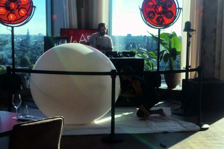 Philemon Mukarno Performance Art Covid air (2020) ’15 NoArt Festival A’DAM Tower, Amsterdam