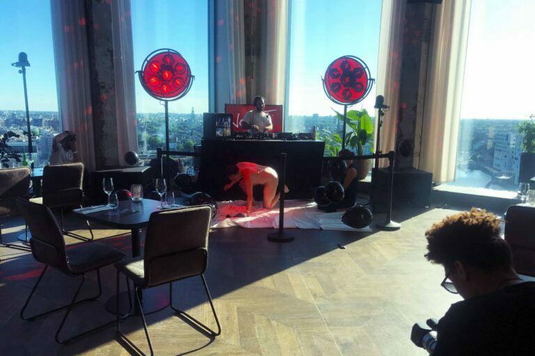 Philemon Mukarno Performance Art Covid air (2020) ’15 NoArt Festival A’DAM Tower, Amsterdam