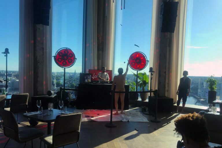 Philemon Mukarno Performance Art Covid air (2020) ’15 NoArt Festival A’DAM Tower, Amsterdam