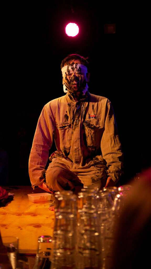 Philemon Mukarno Performance Art Omni Genderosity(2017)'25 Performance Bar, Rotterdam, Netherlands.