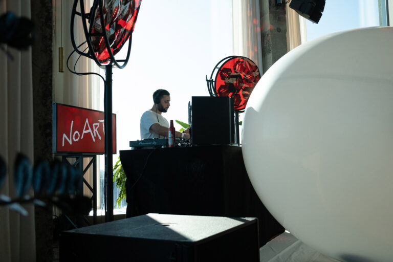 Philemon Mukarno Performance Art Covid air (2020) ’15 NoArt Festival A’DAM Tower, Amsterdam