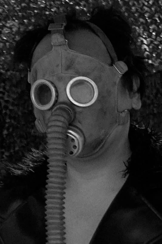 Naked Performance Art De-Coronasation for Spiritual Healing by Ingrid Adriaans and Philemon Mukarno in Amsterdam