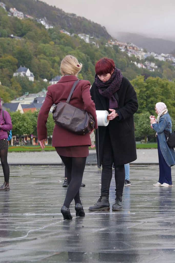 Philemon Mukarno Performance Art Open session Bergen(2017)1h at PAB Open Festival 2017, Bergen, Norway.