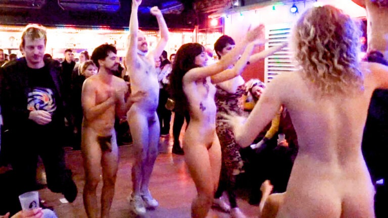 Naked Bingo by Rosie Sommers. Performance: Philemon Mukarno, Micha Joseah Barratt-Due Goldberg, Camille Da Silva, Charlotte Nagel, Simon Van Schuylenbergh, Shaane Mahaux and Tomas de Souza. Friday 29 October 2021, Madame Moustache Brussels