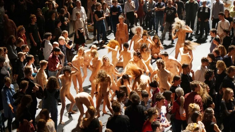 Habitat a Naked performance of 40 nude dancers in Amsterdam