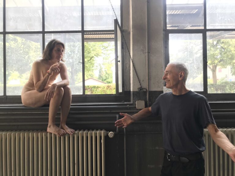 Human Installation - Arrangement of nude performative actions Old bus depot Hall F, Tasstalstrasse 86, Winterthur (Kunst im Depot) Performance August 21, 2022, 5 p.m. to 7 p.m Individual rehearsals between August 8th and 20th, 2022 Concept and direction Thomas Zolling