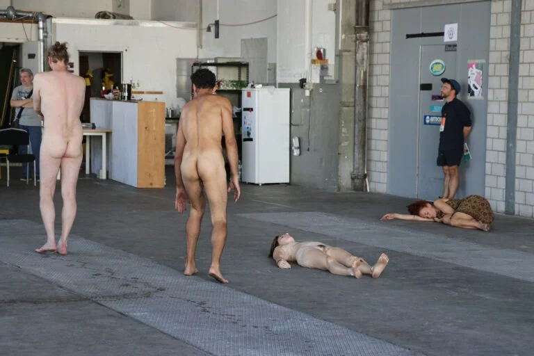 Human Installation - Arrangement of nude performative actions Old bus depot Hall F, Tasstalstrasse 86, Winterthur (Kunst im Depot) Performance August 21, 2022, 5 p.m. to 7 p.m Individual rehearsals between August 8th and 20th, 2022 Concept and direction Thomas Zolling