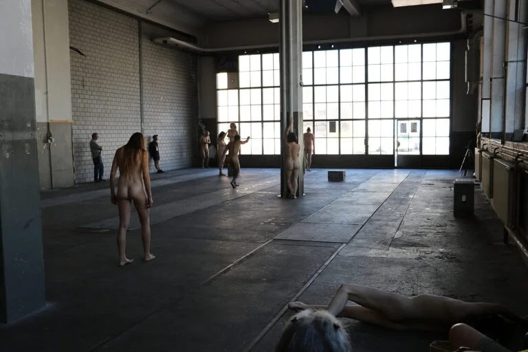 Human Installation - Arrangement of nude performative actions Old bus depot Hall F, Tasstalstrasse 86, Winterthur (Kunst im Depot) Performance August 21, 2022, 5 p.m. to 7 p.m Individual rehearsals between August 8th and 20th, 2022 Concept and direction Thomas Zolling
