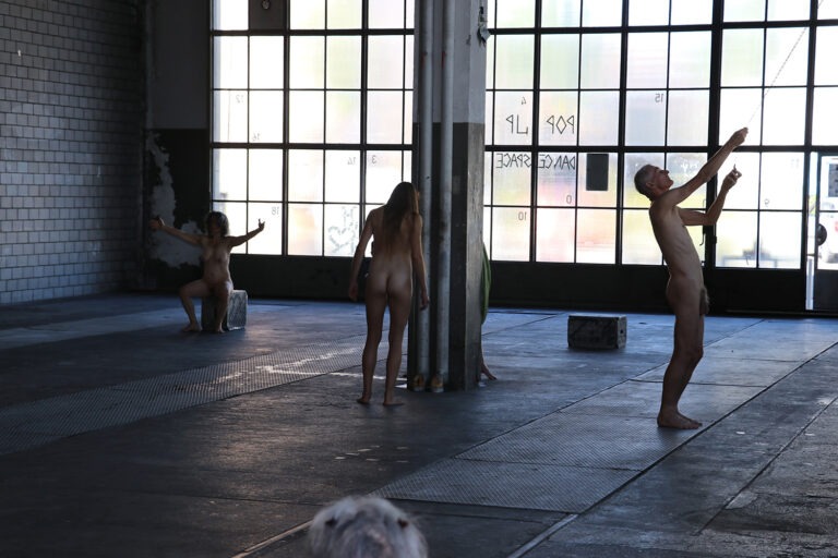 Human Installation - Arrangement of nude performative actions Old bus depot Hall F, Tasstalstrasse 86, Winterthur (Kunst im Depot) Performance August 21, 2022, 5 p.m. to 7 p.m Individual rehearsals between August 8th and 20th, 2022 Concept and direction Thomas Zolling