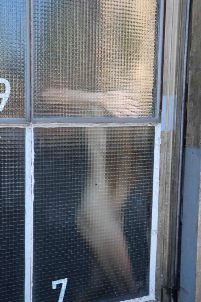 Human Installation - Arrangement of nude performative actions Old bus depot Hall F, Tasstalstrasse 86, Winterthur (Kunst im Depot) Performance August 21, 2022, 5 p.m. to 7 p.m Individual rehearsals between August 8th and 20th, 2022 Concept and direction Thomas Zollinger