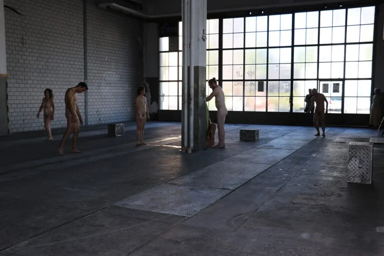 Human Installation - Arrangement of nude performative actions Old bus depot Hall F, Tasstalstrasse 86, Winterthur (Kunst im Depot) Performance August 21, 2022, 5 p.m. to 7 p.m Individual rehearsals between August 8th and 20th, 2022 Concept and direction Thomas Zolling
