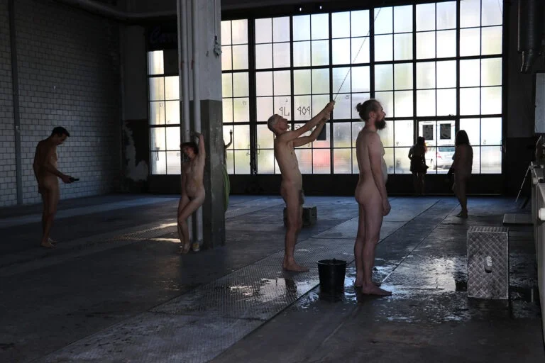 Human Installation - Arrangement of nude performative actions Old bus depot Hall F, Tasstalstrasse 86, Winterthur (Kunst im Depot) Performance August 21, 2022, 5 p.m. to 7 p.m Individual rehearsals between August 8th and 20th, 2022 Concept and direction Thomas Zolling