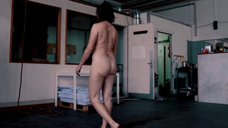 Naked performance by Belinda and Marc Luethi