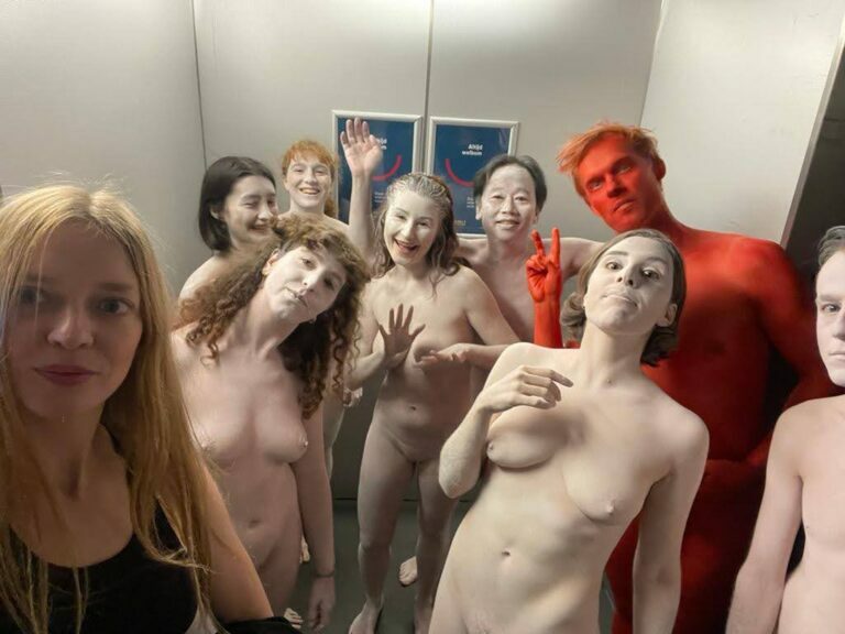 Friction naked performance at Kunsthal Rotterdam with Philemon Mukarno, Antti Uimonen, Diana Mare, Lois de Bondt, Mar Esteban Martin, Noemi Calzavara, Ryan O’Shea, and Issy Baylis.