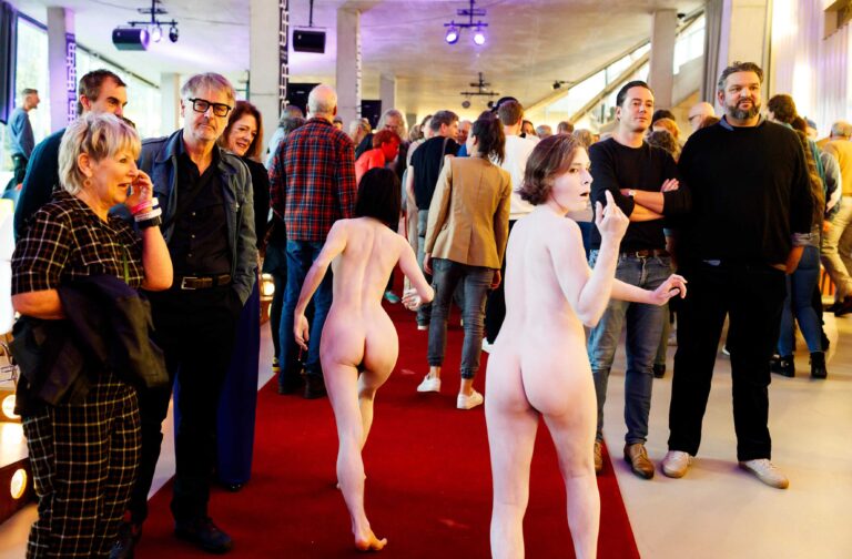Naked performance art at Kunsthal Rotterdam with Philemon Mukarno, Antti Uimonen, Diana Mare, Lois de Bondt, Mar Esteban Martin, Noemi Calzavara, Ryan O’Shea, and Issy Baylis.Friction: Naked in public in Kusthal Rotterdam
