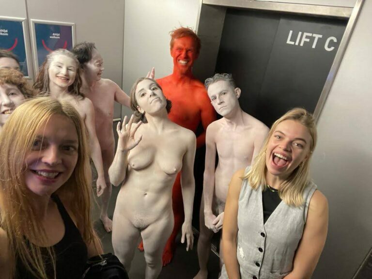 naked performance at Kunsthal Rotterdam with Philemon Mukarno, Antti Uimonen, Diana Mare, Lois de Bondt, Mar Esteban Martin, Noemi Calzavara, Ryan O’Shea, and Issy Baylis.
