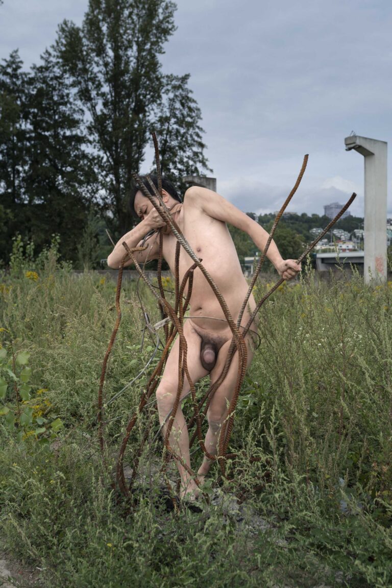 Philemon Mukarno performance artist perform Naked as Trans 9th Festival of Naked Forms in Prague