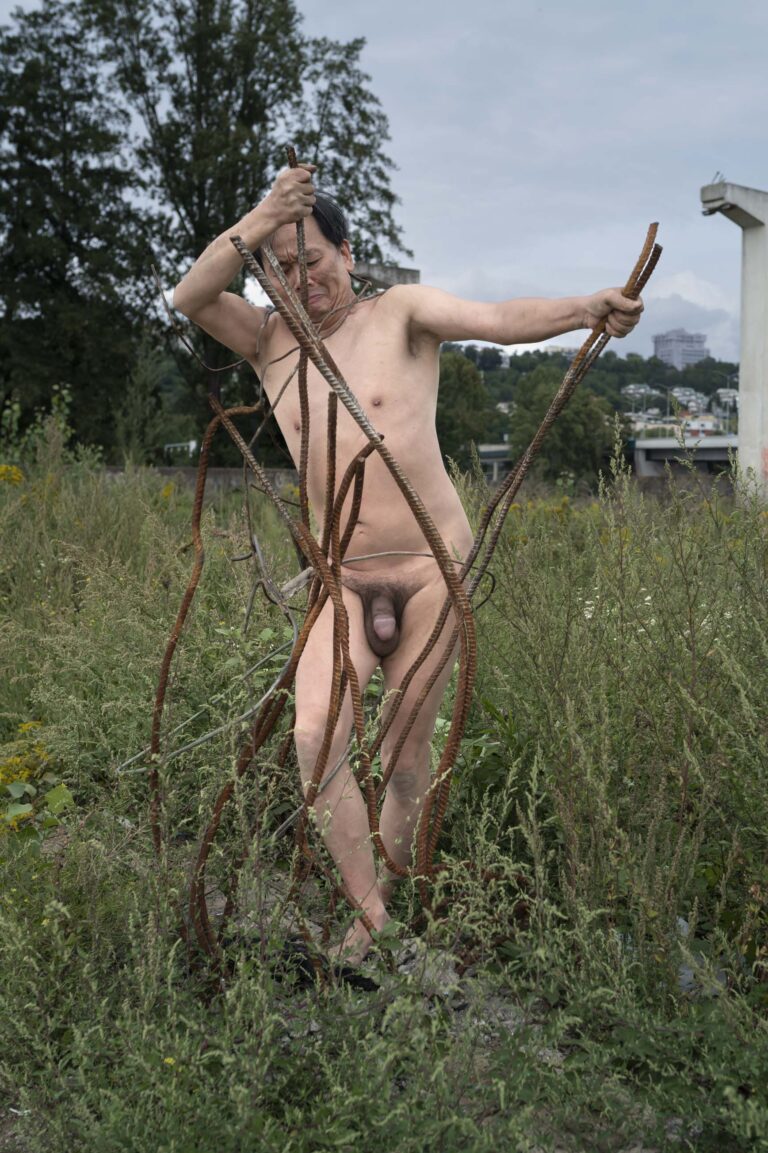 Philemon Mukarno performance artist perform Naked as Trans 9th Festival of Naked Forms in Prague