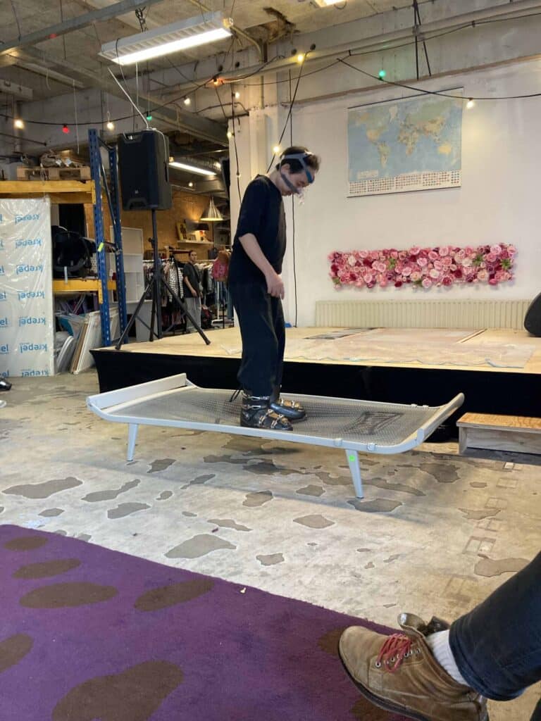 Cycle Return 66 260412_PAE-WGW #5_Philemon Mukarno_photo ieke Trinks_6238