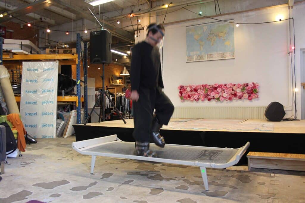 Cycle Return 13 260412_PAE-WGW_#5_Philemon Mukarno_photo ieke Trinks_4769