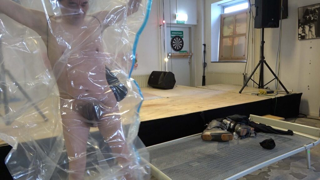 Timeline 1_01_06_27_00