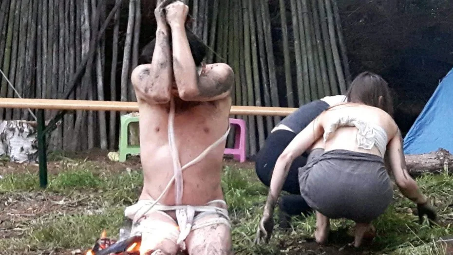 Performance Art Archive 79 https://mukarno.com/wp-content/uploads/2020/08/MukarnoRood-e1689388576334.png | Philemon Mukarno Performance Artist