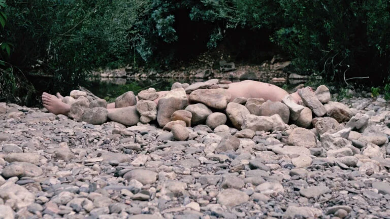 https://mukarno.com/wp-content/uploads/2020/08/MukarnoRood-e1689388576334.png | Philemon Mukarno Performance Artist