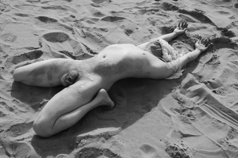 Performance Art Archive 114 https://mukarno.com/wp-content/uploads/2020/08/MukarnoRood-e1689388576334.png | Philemon Mukarno Performance Artist